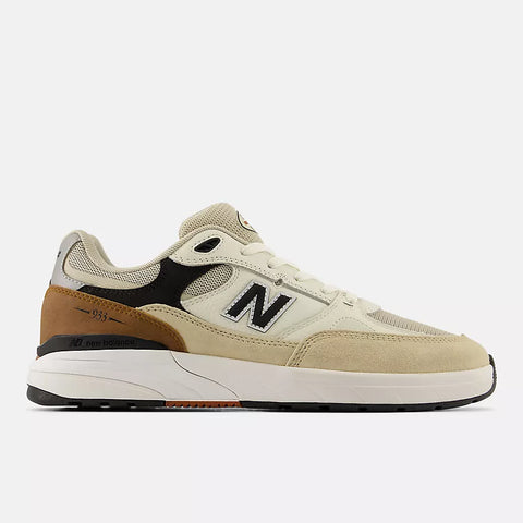 New Balance Numeric Andrew Reynolds 933 - Quicksand / Sea Salt