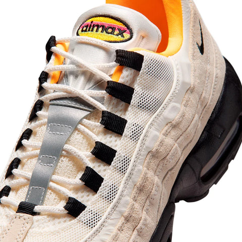 Nike SB Air Max 95 WCP "Club 58" - Sail / Black / Laser Orange